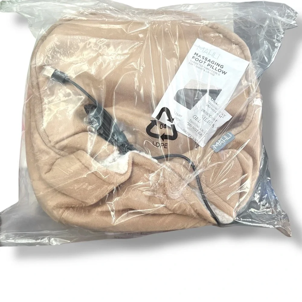 Mahli Massaging Foot Pillow‎ Extra Warm Microfleece